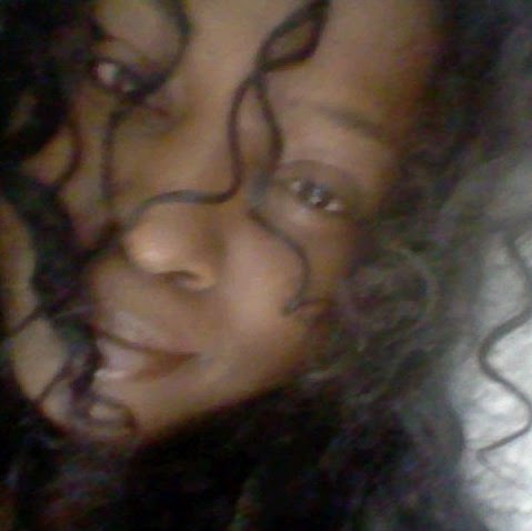 Yvette Wright Photo 36