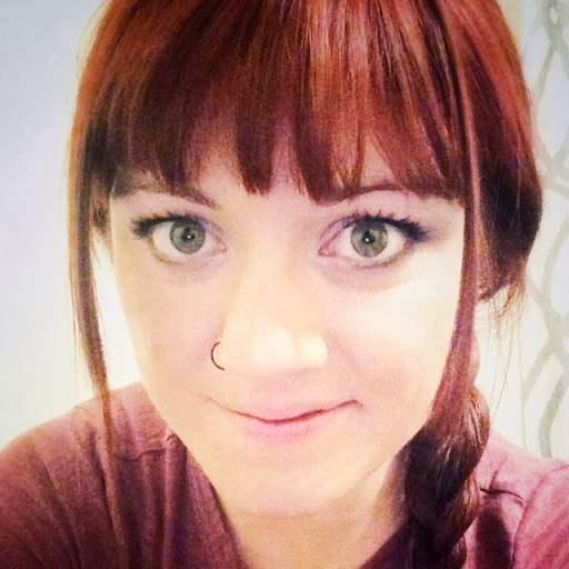 Victoria Andrews Photo 30