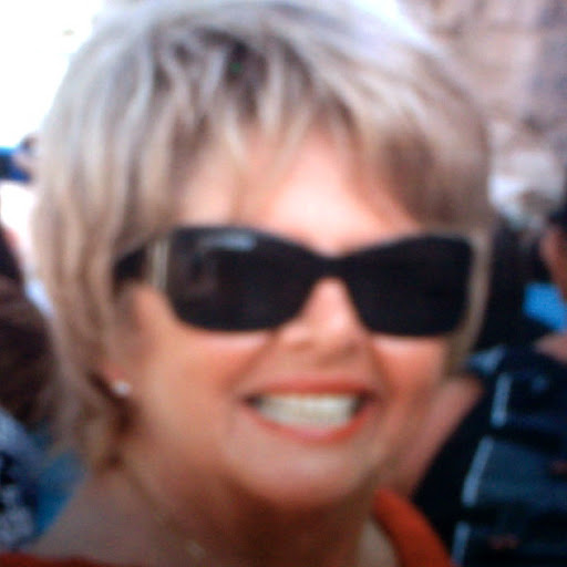 Linda Bird Photo 8