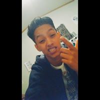 Victoria Hurst Photo 36