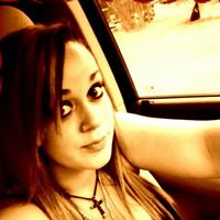 Emily Cartwright Photo 15