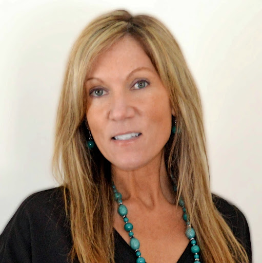 Amy Cutter Photo 6
