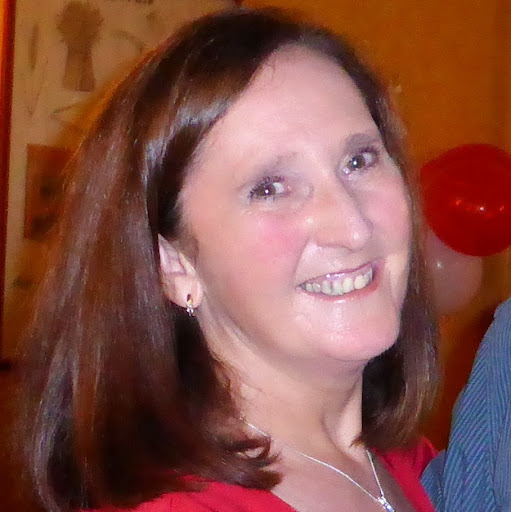 Helen Lange Photo 19