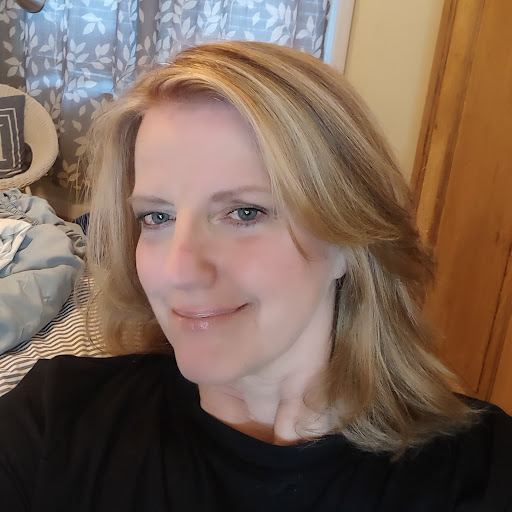 Marcia Combs Photo 2