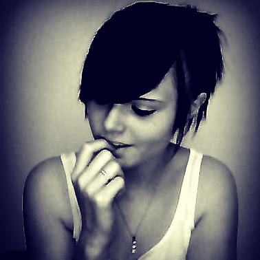 Amy Bird Photo 7