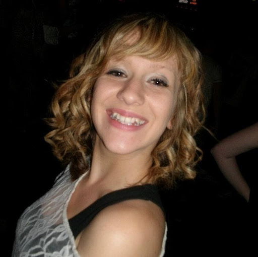 Kayla Phillips Photo 28