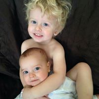 Sally Reynolds Photo 41