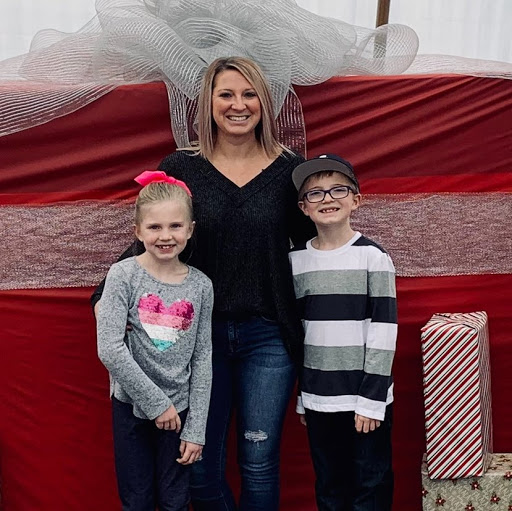 Sara Richmond Photo 17