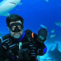 Jonathan Everett Photo 17