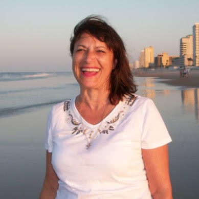 Gail Small Photo 14