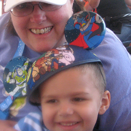 Vicki Smith Photo 36