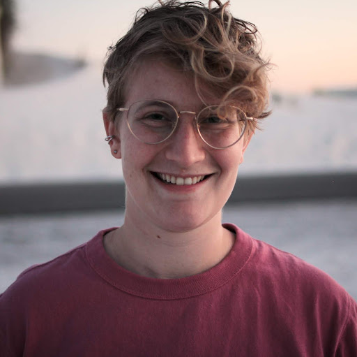 Hannah Levy Photo 20