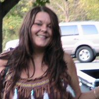 Laurie Stewart Photo 8