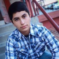 Taylor Ward Photo 37