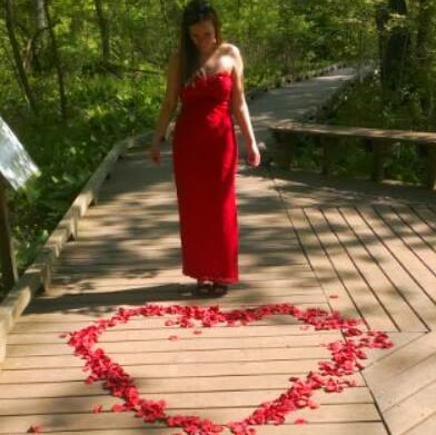 Cassandra Wolf Photo 5