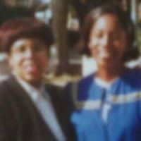 Glenda Ingram Photo 6