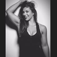 Chelsea Crawford Photo 20