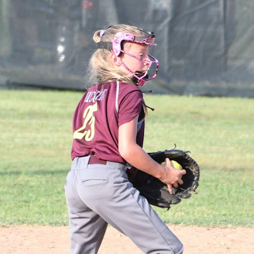 Julia Mcguire Photo 17