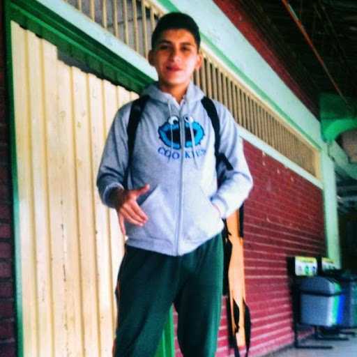 Cesar Arevalo Photo 13