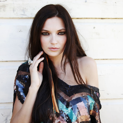 Lindsay Barnett Photo 10