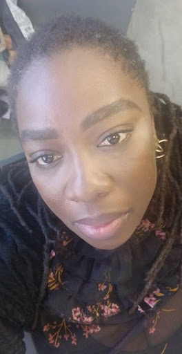 Simone Sherman Photo 11