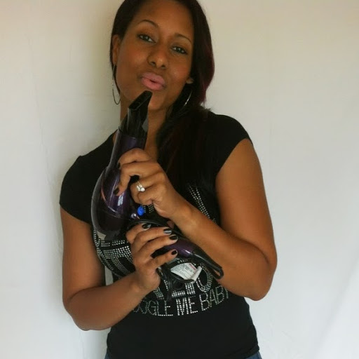 Julissa Martinez Photo 17