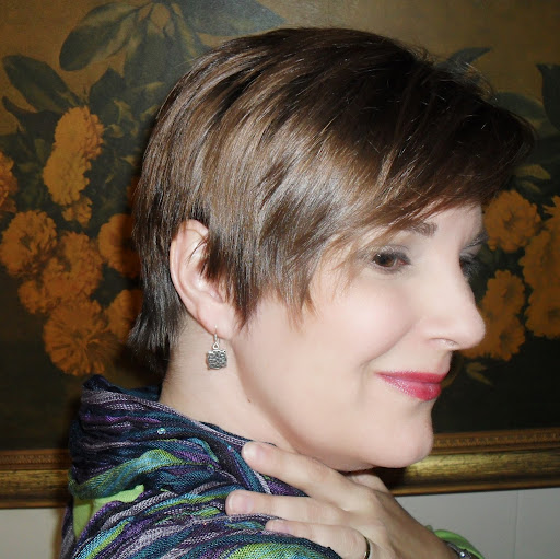 Rebecca Simpson Photo 54