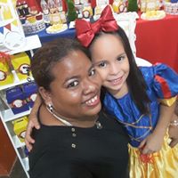 Anita Alvarado Photo 37