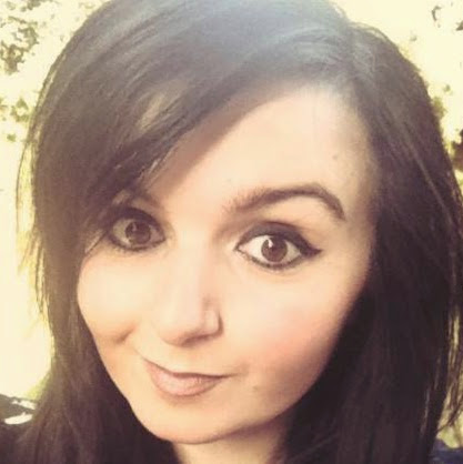 Georgia Jones Photo 35