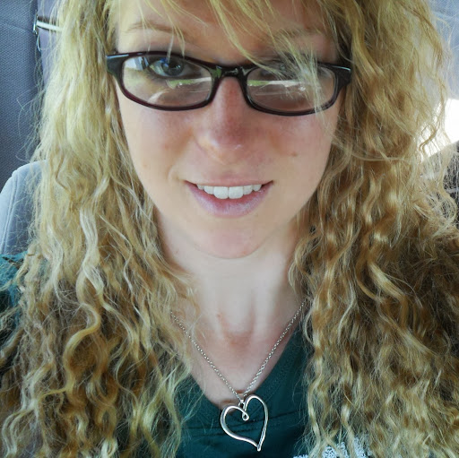 Hannah Burns Photo 24