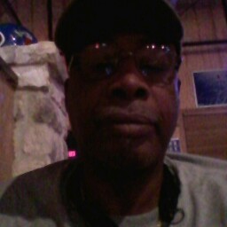 Michael Riggins Photo 13