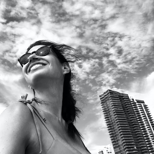 Erika Blanco Photo 14