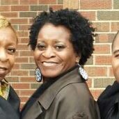 Ramona Robinson Photo 17