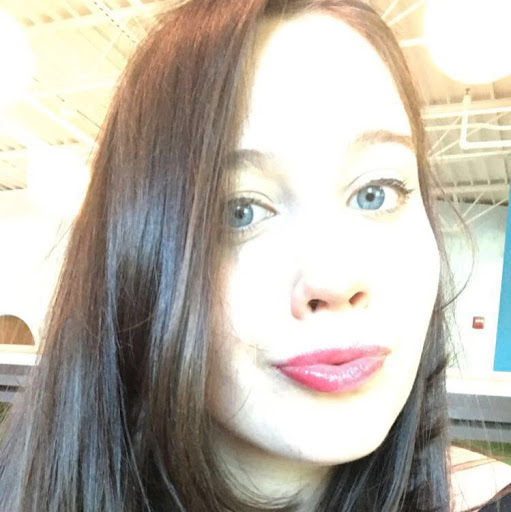 Laurel Stanley Photo 28