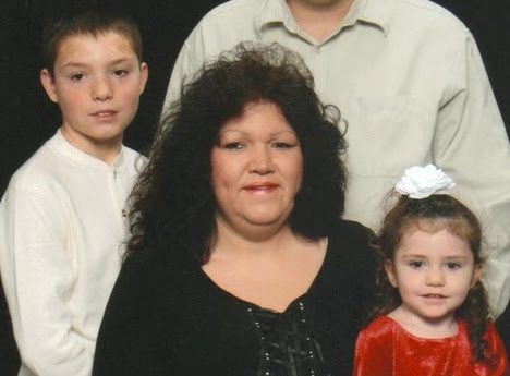 April Adkins Photo 27