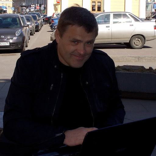 Edward Lange Photo 32