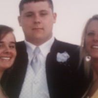 Stephanie Burgess Photo 19