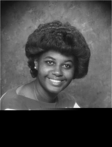 Wanda Dillard Photo 15