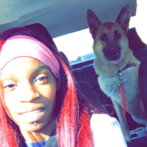 Jennifer Benton Photo 32