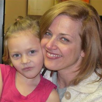 Michelle Leary Photo 16