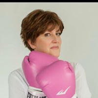 Julie Bayless Photo 17