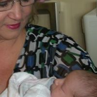 Sarah Arnold Photo 21