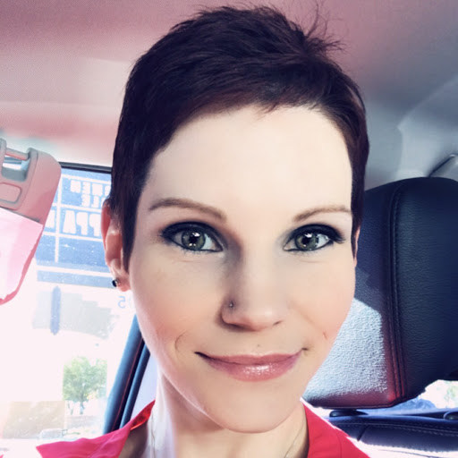 Angela Tierney Photo 15