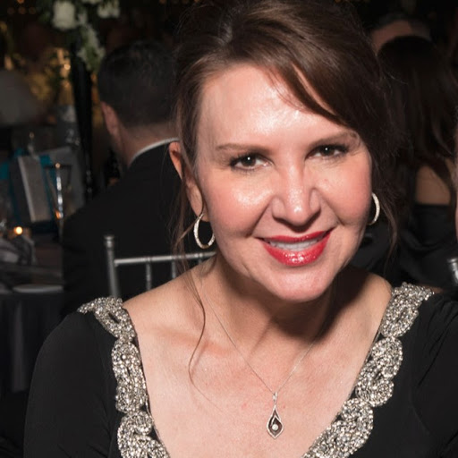 Michele Harrington Photo 16