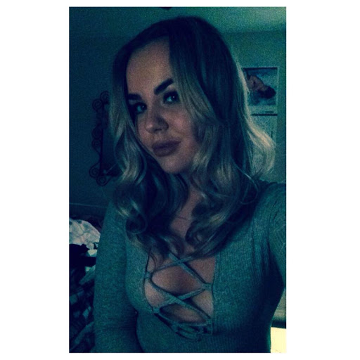 Aimee Lucas Photo 18