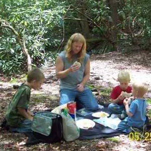 Daniel Stuart Photo 28