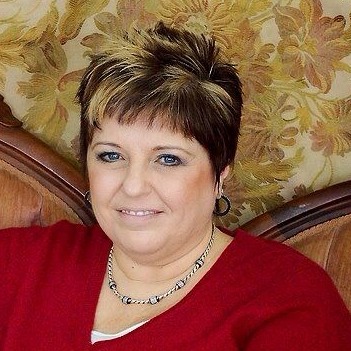 Joanne Davis Photo 45