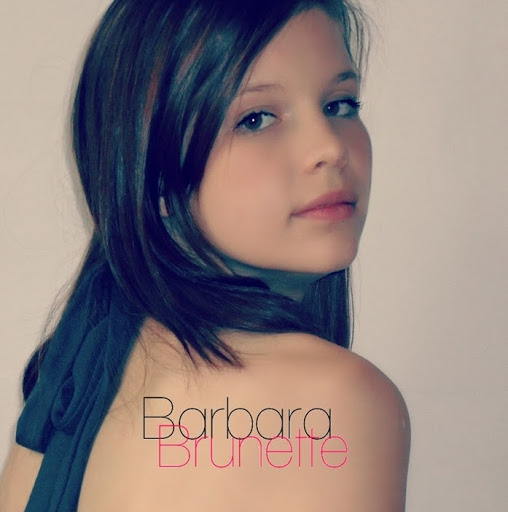 Barbara Brunette Photo 6