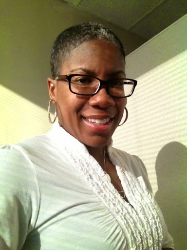Angela Mayes Photo 16