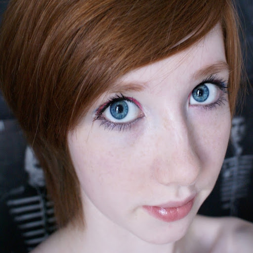 Alice Gould Photo 35